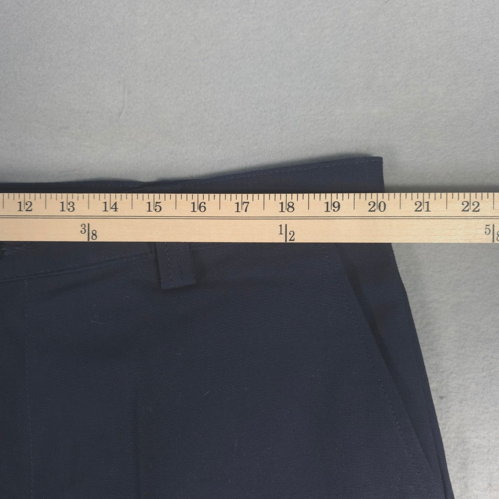 Wrangler Workwear Mens Functional Cargo Shorts Blue Size 40 NWT - Picture 3 of 10